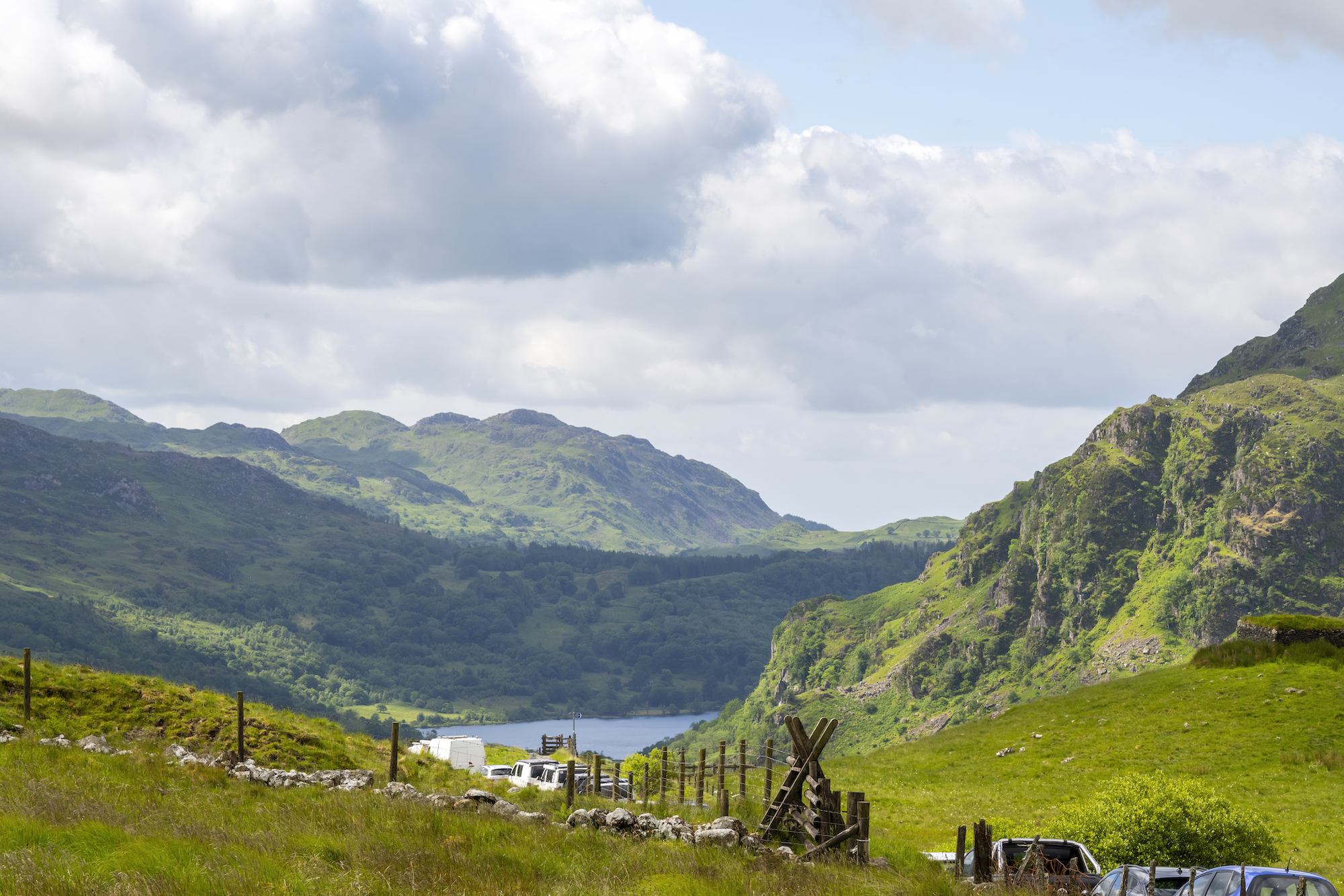 Sprawling mountains and lake in Caerwys. Holiday cottages in Caerwys, North Wales.